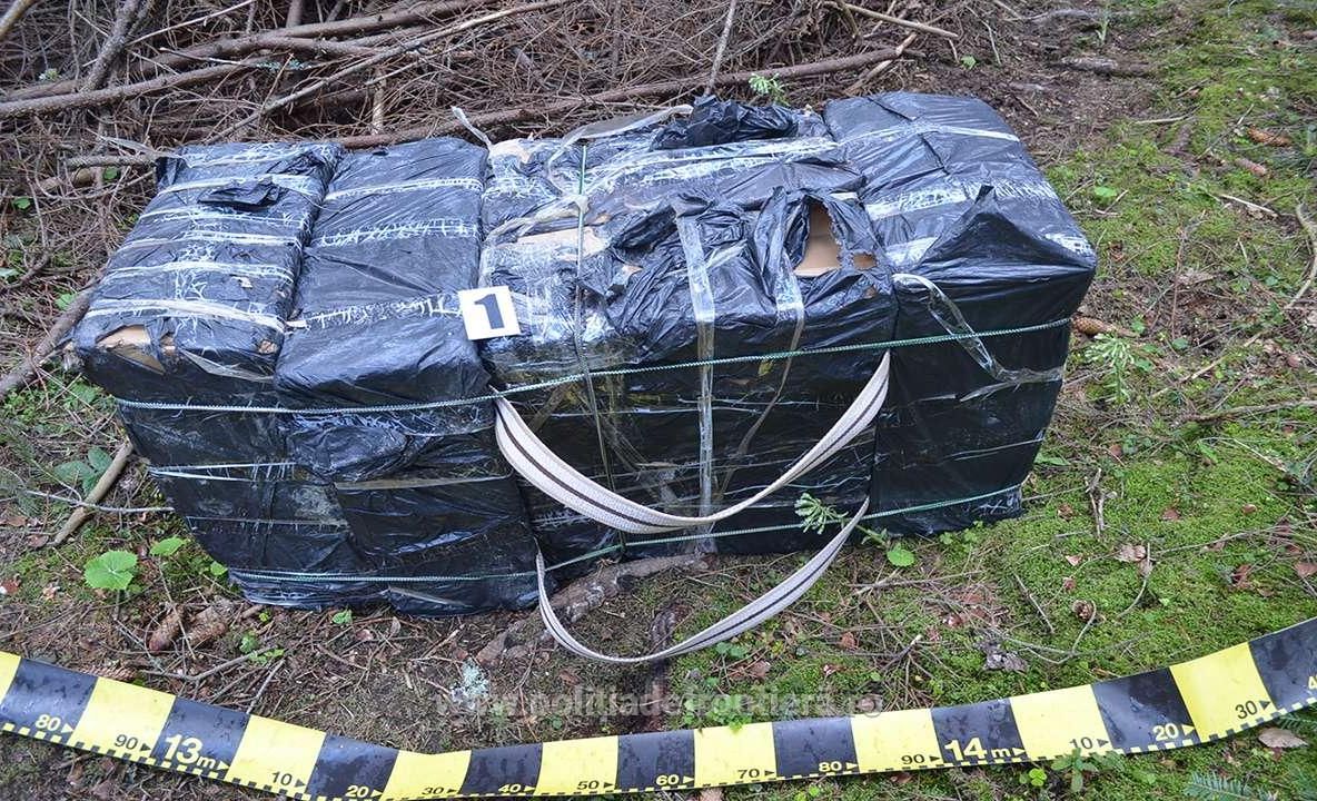Țigări în valoare de peste 80.000 lei, confiscate la frontiera de nord FOTO