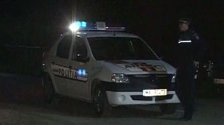 Tânăr reținut după ce a fost prins conducând fără permis de conducere