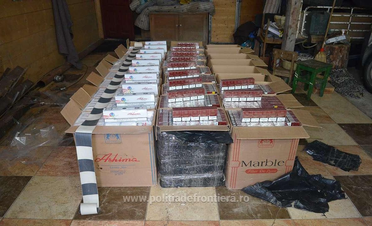 Țigări de contrabandă de aproape 130.000 de lei găsite într-un garaj de pe raza localității Lupcina FOTO