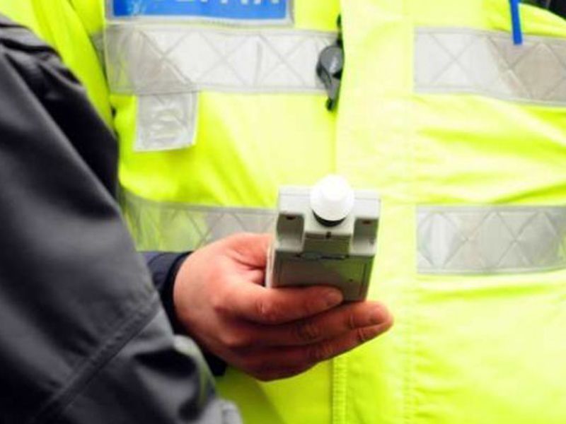 Șofer aproape de comă alcoolică, depistat de polițiștii suceveni în trafic