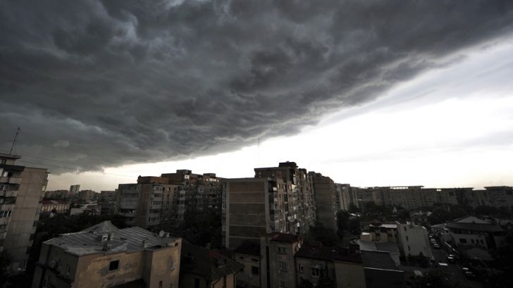 Cod galben imediat de furtuni în zona de munte a județului Suceava