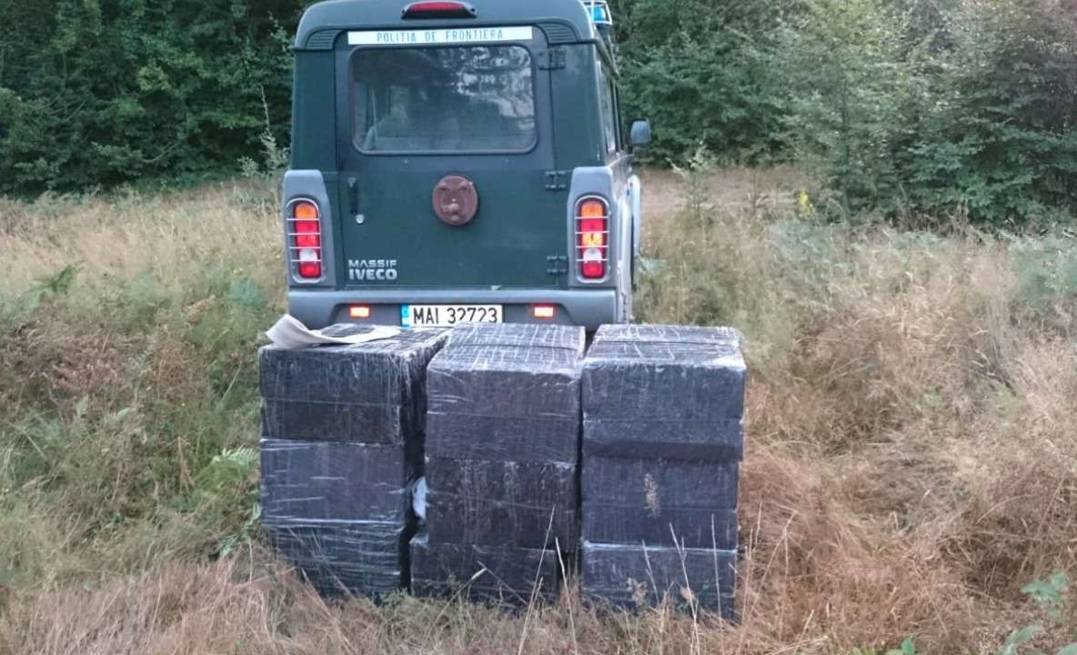 Trei focuri de armă trase de polițiștii de frontieră care urmăreau un grup de contrabandiști, la Brodina
