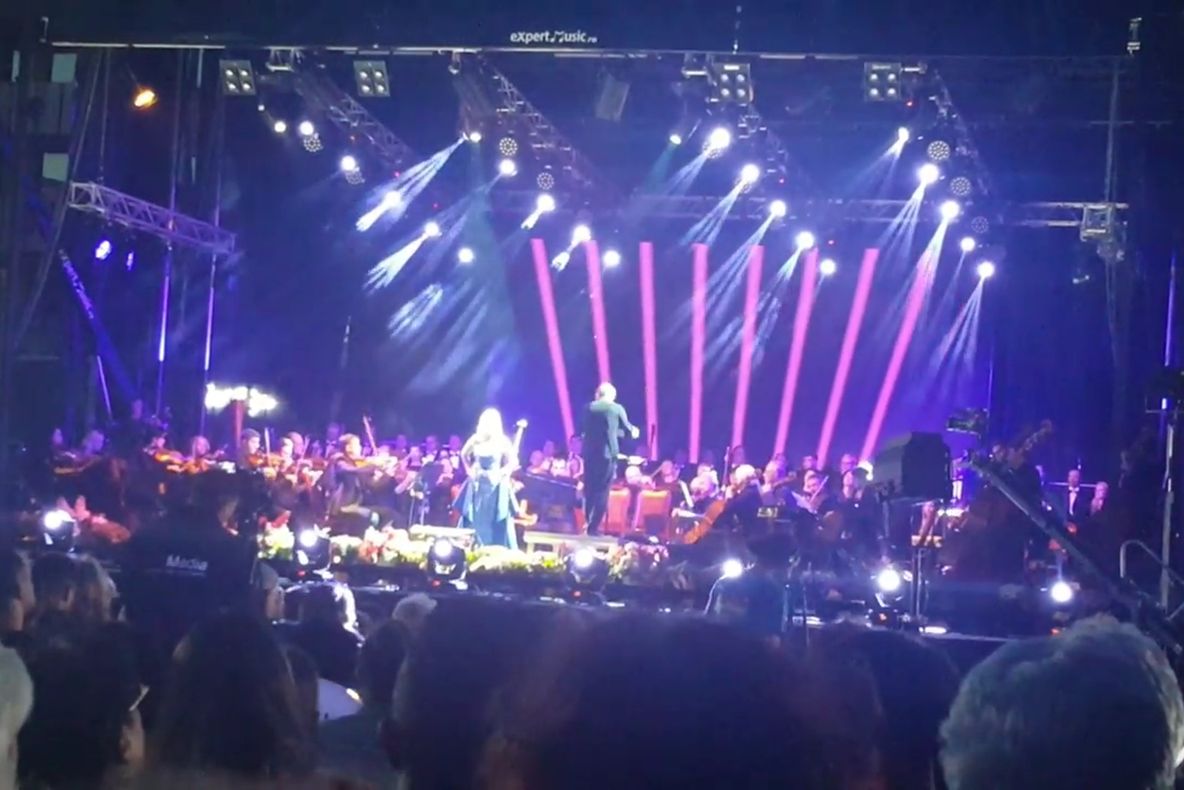 Peste 8.000 de persoane au participat la evenimentul "Simfonii de Toamnă"