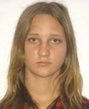 Adolescentă de 17 ani din Ipotești, dispărută de acasă