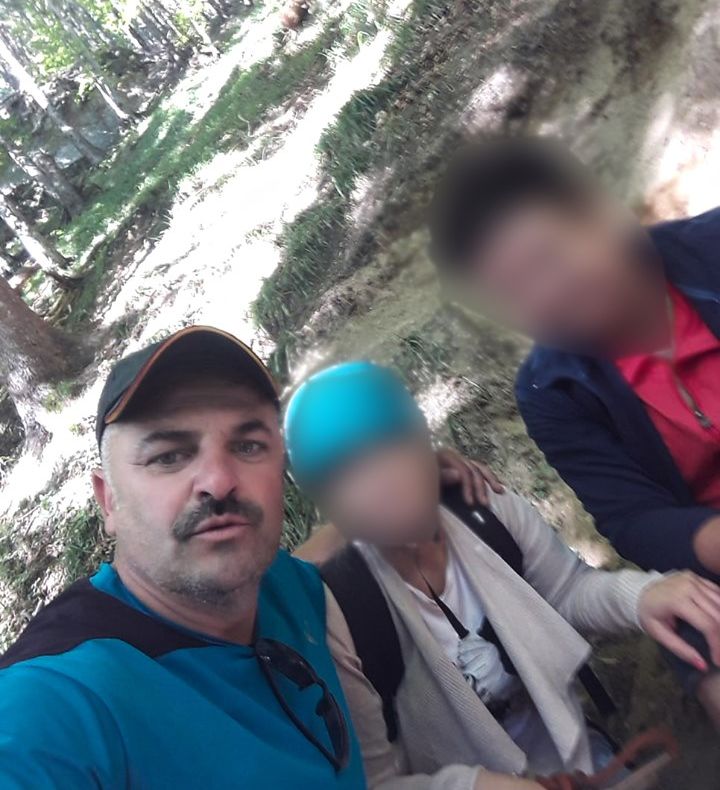 Doi pompieri suceveni, aflați în timpul liber, au salvat o turistă în pericol să cadă de la 15 metri înălțime