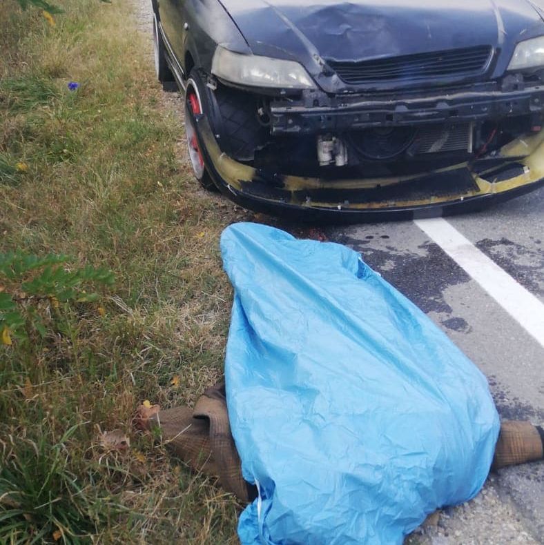 Un biciclist de 52 de ani și-a pierdut viața, după ce a fost lovit de un autoturism