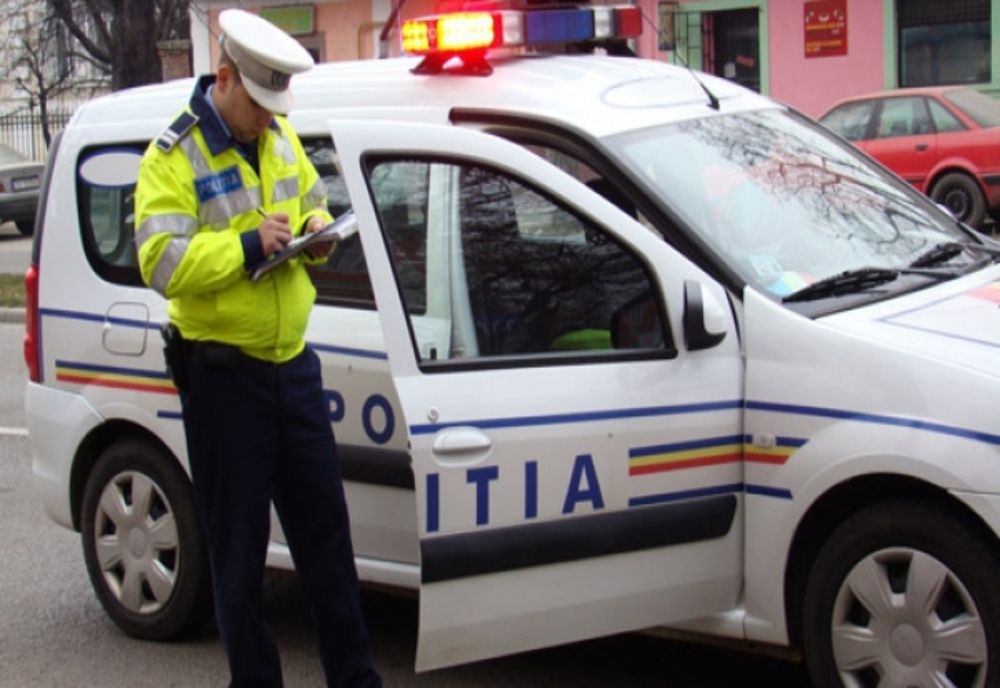 56 de pietoni și șoferi sancționați contravențional într-o singură zi