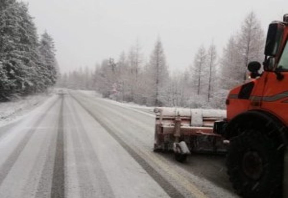 Circulație în condiții de iarnă în zona de munte a județului Suceava VIDEO