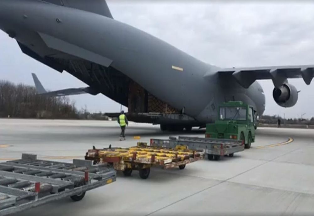 45 de tone de echipament medical au ajuns pe Aeroportul Otopeni VIDEO