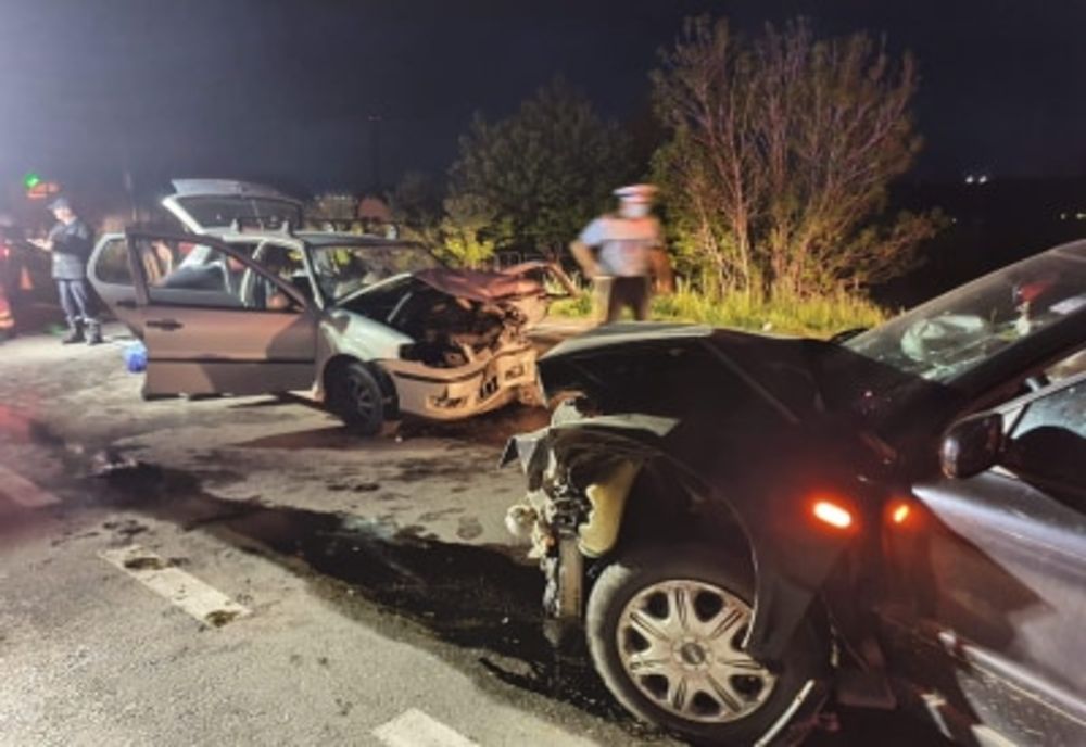 Accident rutier la ieșire din Suceava spre Plopeni. O persoană a ajuns la spital FOTO