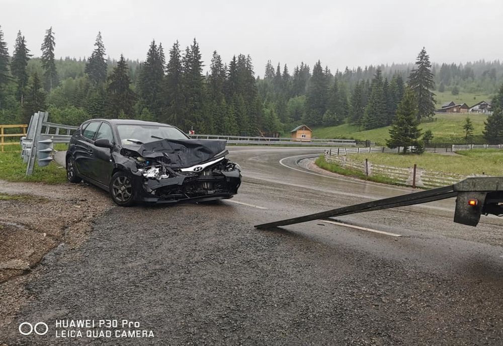 Accident cu o victimă provocat de un șofer care a ajuns cu mașina pe contrasens FOTO