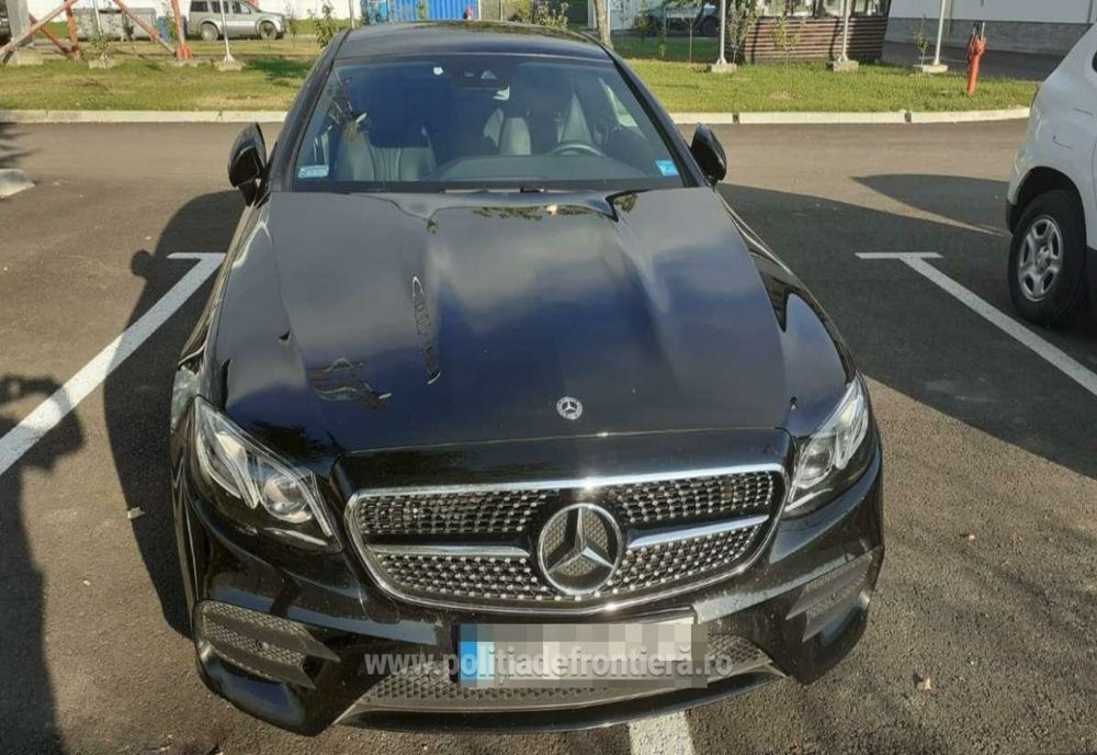 Limuzină în valoare de 87.000 euro, căutat de autoritățile din Polonia, descoperit în Vama Siret