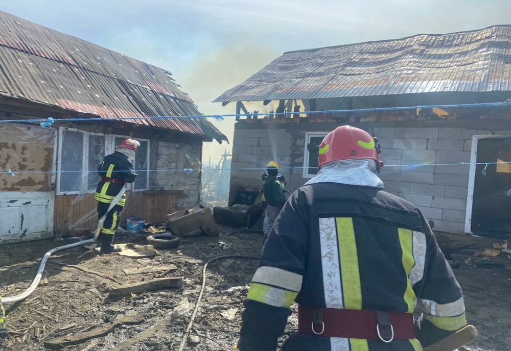 Locuință incendiată intenționat la Arbore