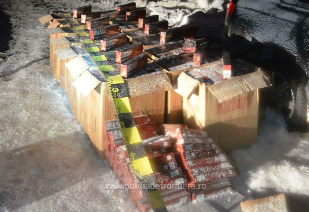 Focuri de armă, urmăriri în trafic şi aproximativ 8.000 de pachete cu țigări de contrabandă, depistate în județul Suceava