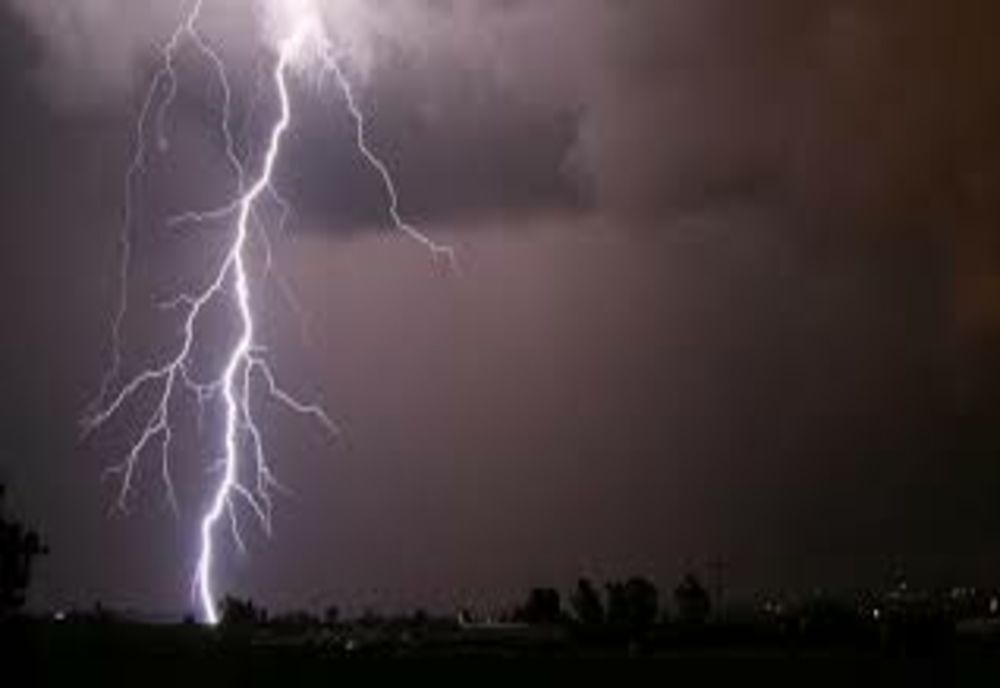 Adăpost de animale trăsnit la Vatra Dornei