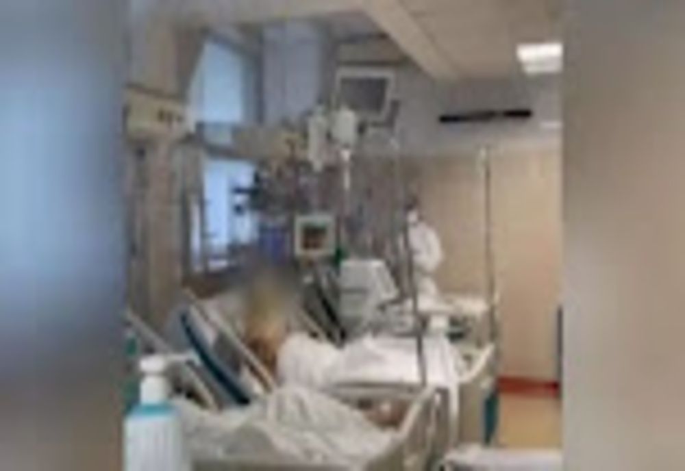 VIDEO - Imagini terifiante din secția de ATI de la Suceava - Medicii depun eforturi uriașe să mențină pacienții în viață