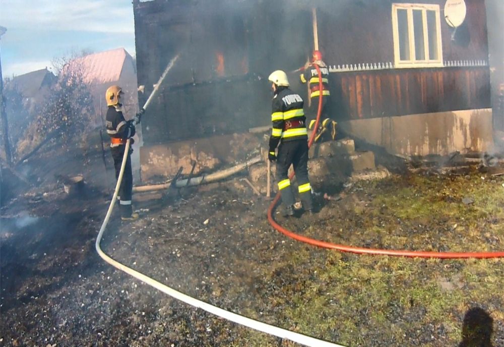 Incendiu la o gospodărie din Bălăceanca