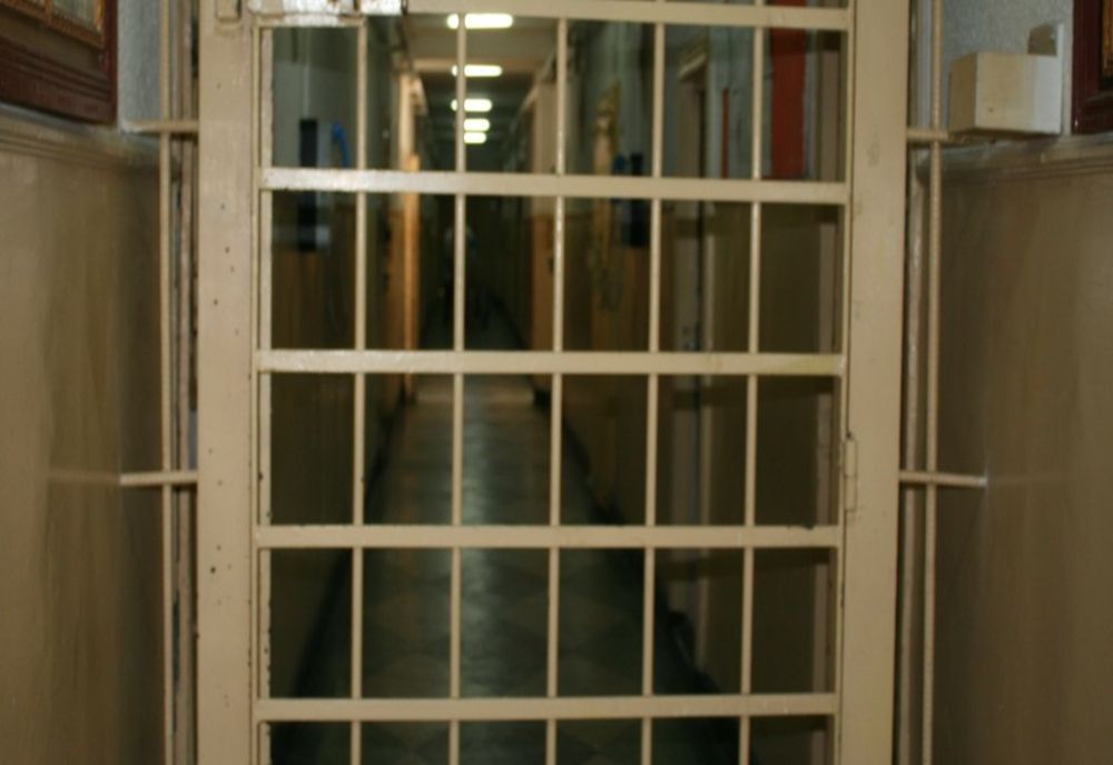 Un bărbat sosit din Londra, luat din aeroport și dus direct la penitenciar. Ce faptă a comis acesta