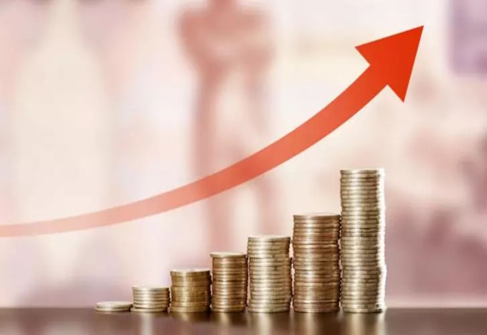 Cifrele dezastrului economic - RATE record după creșterea dobânzilor. Decizia BNR pentru români