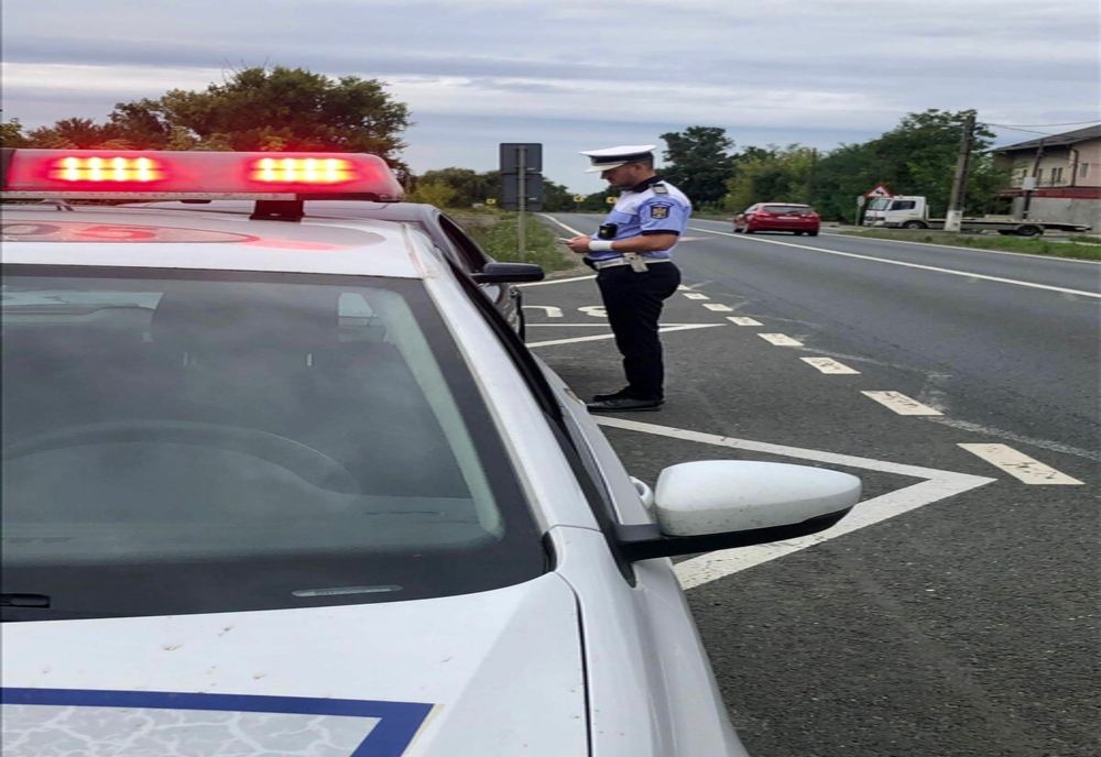 Peste 100 de amenzi și trei șoferi reținuți, în urma unei razii la Fălticeni