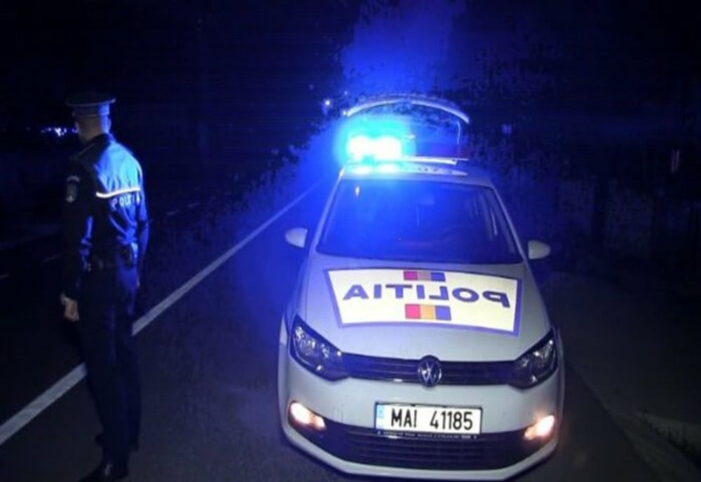 Peste 70 de sancțiuni contravenționale aplicate, percheziții, tablouri furate recuperate și țigări de contrabandă confiscate de polițiști