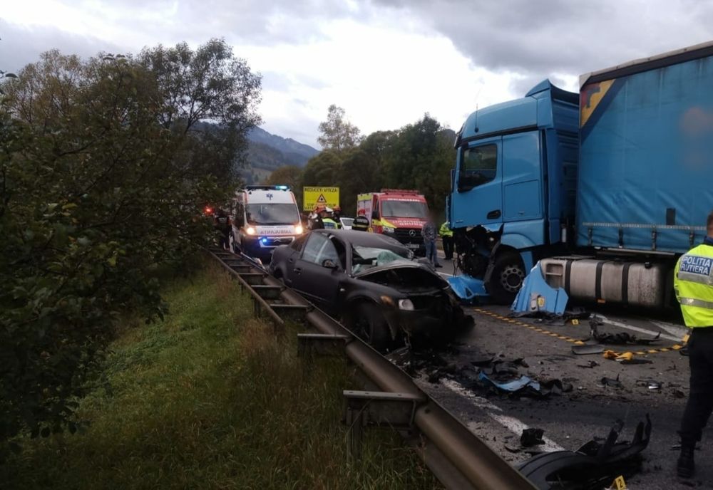 TRAGEDIE pe un drum din SUCEAVA! Avea doar 26 de ani