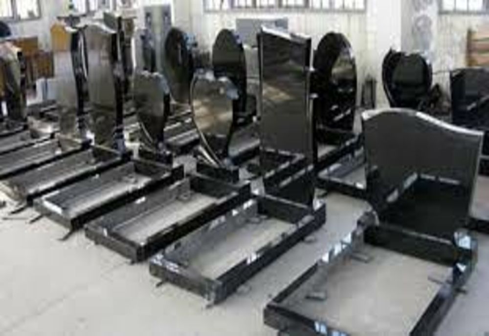 Comerț cu monumente funerare, nefiscalizat