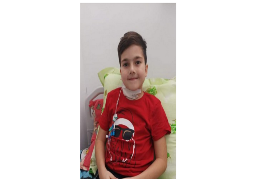 Un copil de 9 ani diagnosticat cu o formă gravă de leucemie, cere ajutor!
