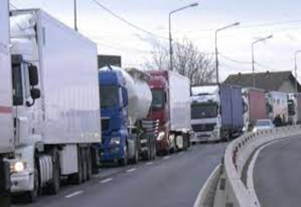 Coadă de 27,5 kilometri  spre Vama Siret