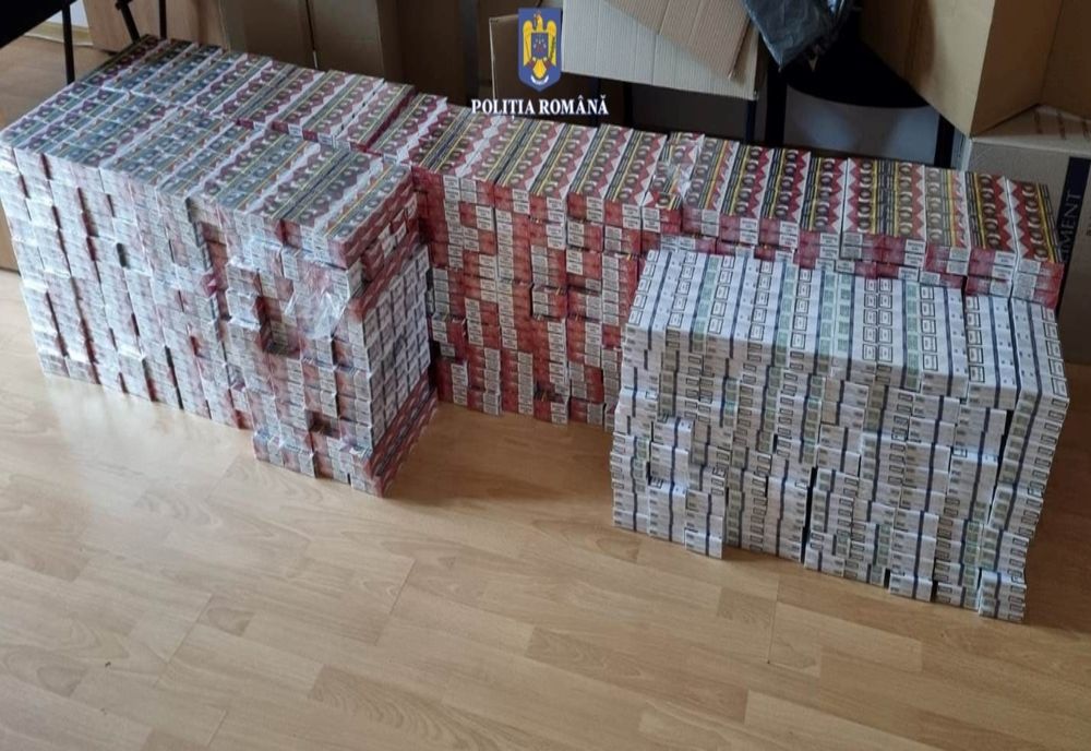 Documente false și țigări, descoperite asupra unui ucrainean! Ce l-a dat de gol