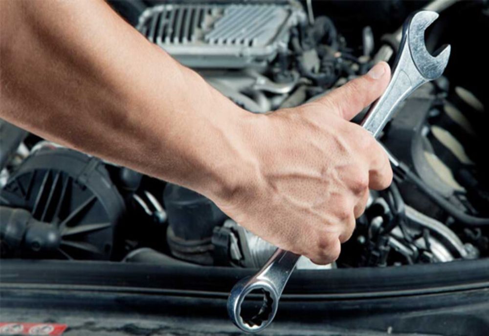 Din cauza nepăsării, statul pierde 1 miliard de Euro/an prin reparațiile auto nefiscalizate care au explodat în ultimii 2 ani.