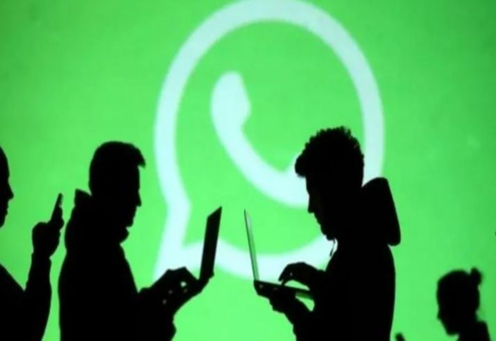 Funcție nouă în WhatsApp. Ce se întâmplă dacă apeși lung pe simbolul camerei