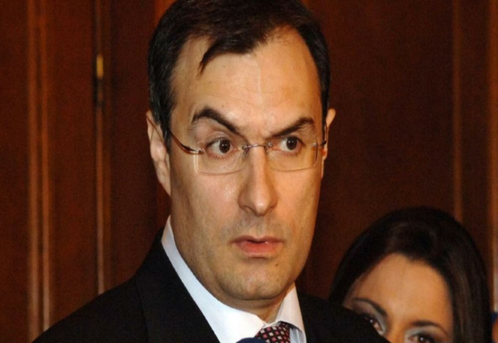 Peste 5 milioane de lei livrați în conturile generalilor Coldea și Dumbravă în doi ani