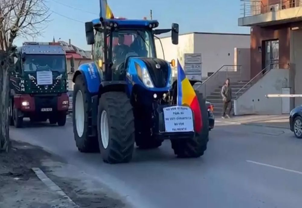 Fermierii și transportatorii nu renunță. Proteste uriașe în marile orașe, mii de tractoare și camioane