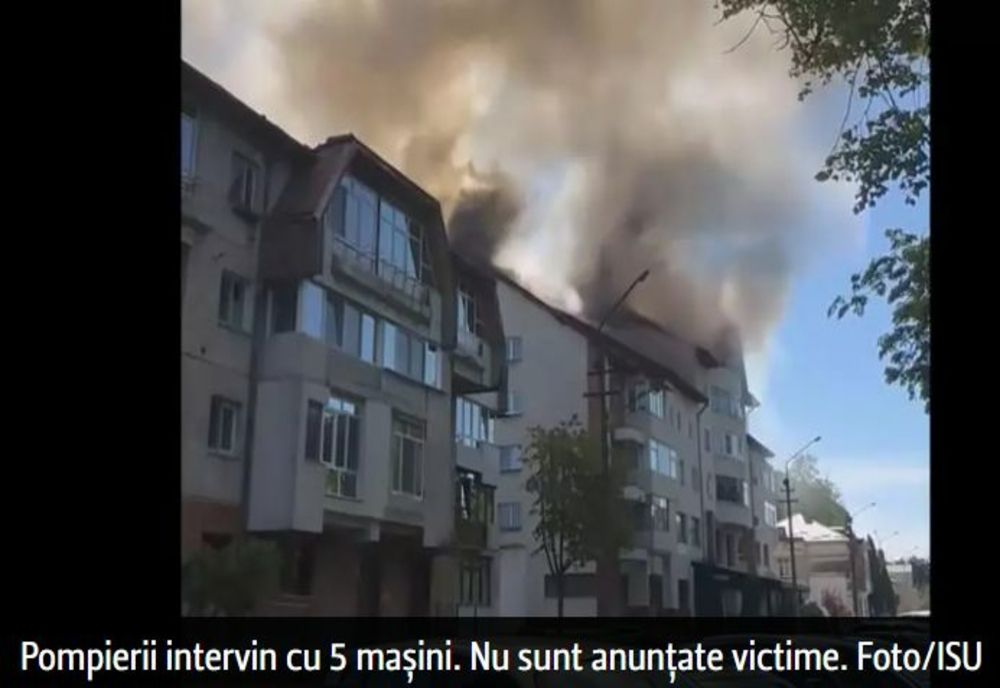 Incendiu devastator într-un bloc de locuințe din Rădăuți