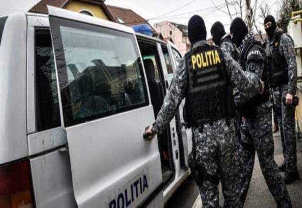 PERCHEZIŢII ÎNTR-UN DOSAR DE ŞANTAJ/ SUNT VIZATE CLANURILE DE INTERLOPI