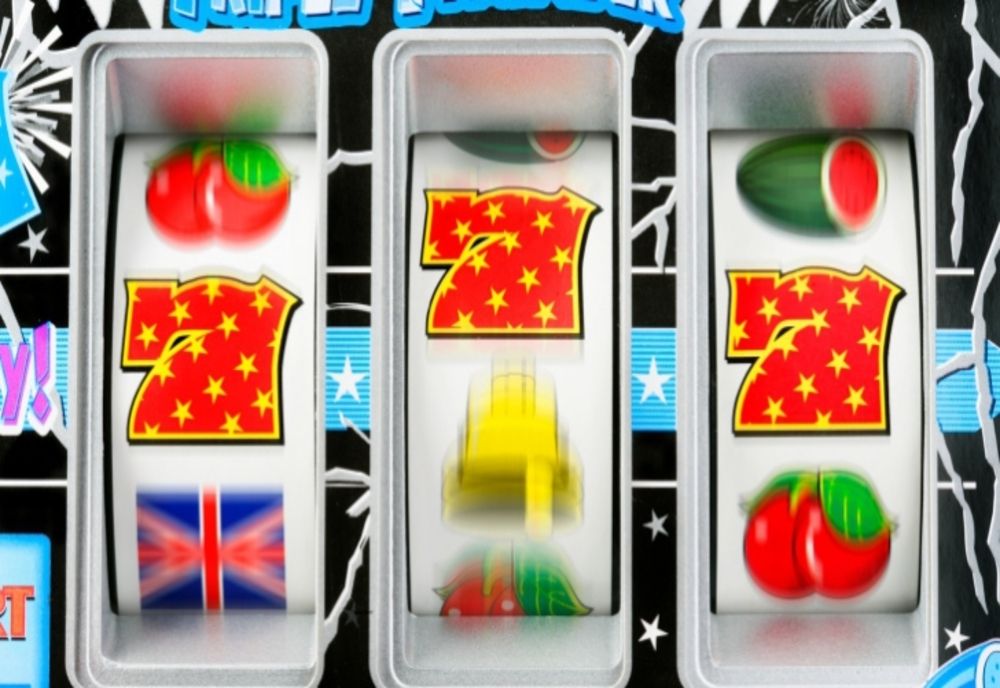 ORGANIZAȚIA SALVAȚI COPIII: JOCURILE DE NOROC DAU DEPENDENŢĂ ȘI DUC LA ABANDON ŞCOLAR