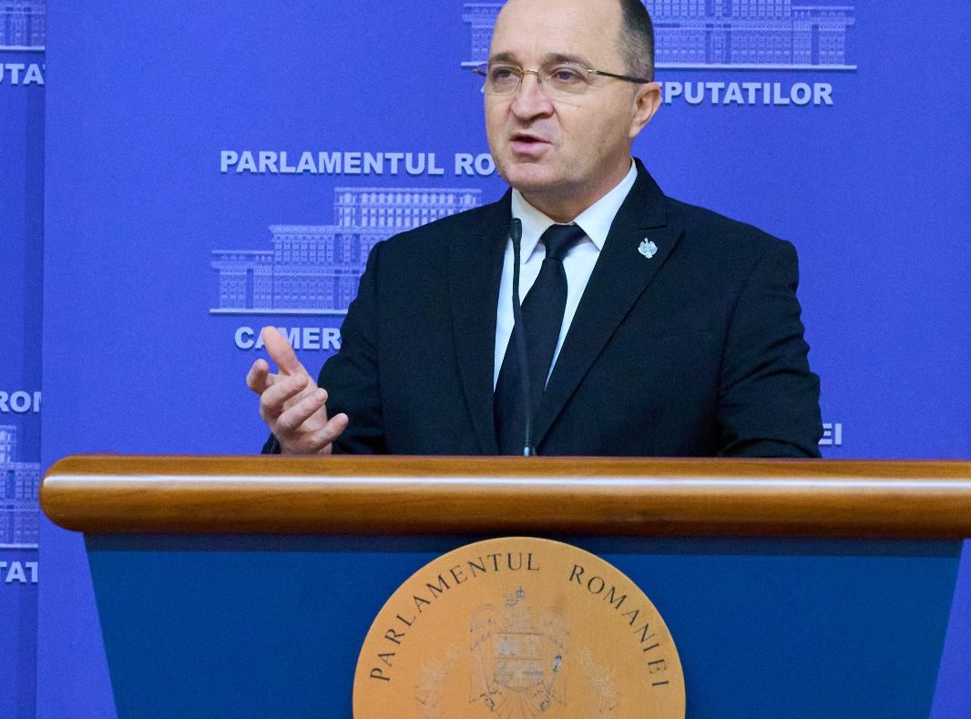 NEGREA PETRU-GABRIEL (AUR): ROMÂNIA ARE NEVOIE DE O GUVERNARE CARE OPREȘTE RISIPA ȘI SUSȚINE MUNCA