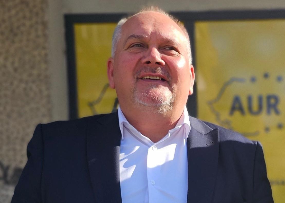 SIMION ALEXANDRU GEORGE- CONSILIER AUR CÂMPULUNG MOLDOVENESC: ELIBERAREA DE CĂRȚI DE IDENTITATE FALSE DISTRUGE ÎNCREDEREA CETĂȚENILOR ȘI SUBMINEAZĂ FUNDAMENTUL STATULUI ROMÂN