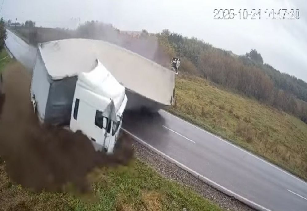 VIDEO | ACCIDENT MORTAL PE E85, LA GRANIȚA DINTRE IAȘI ȘI SUCEAVA. UN POLITICIAN AUR ESTE PRINTRE VICTIME