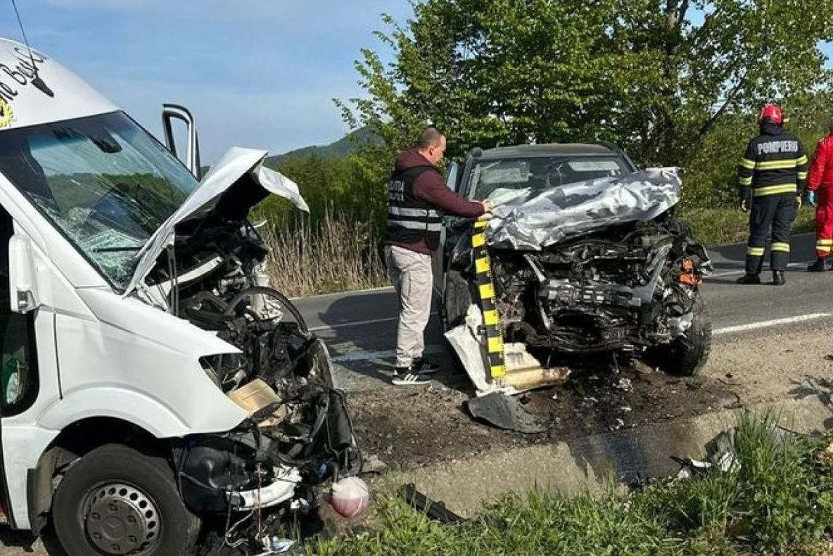 Plan Roșu activat după un accident cu 13 persoane implicate în Maramureș