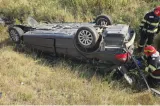 Accident grav pe centura Rădăuțiului. Doi tineri au fost răniți după ce mașina în care se aflau s-a răsturnat într-un șanț