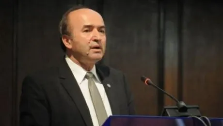 tudorel_toader_3_10493700
