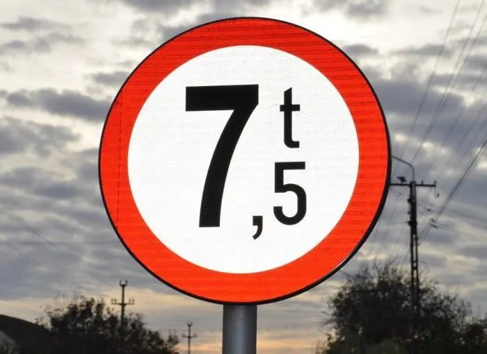 restricții tonaj