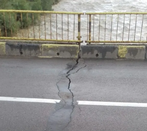 fisuri pod Milișăuti