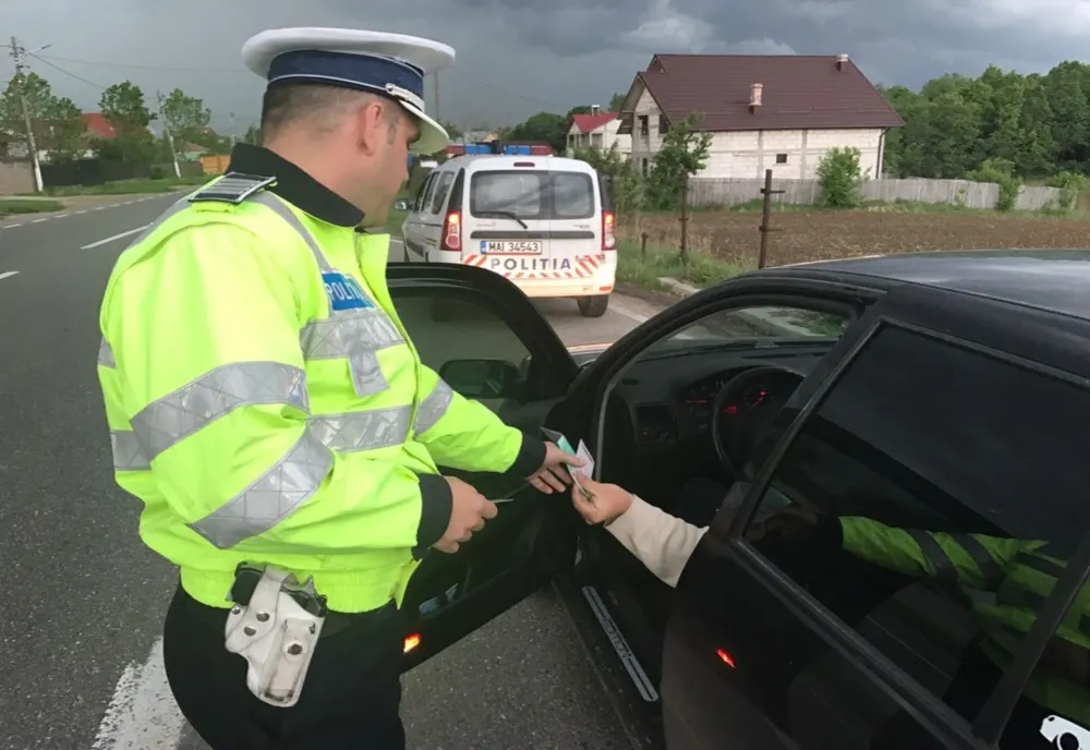 Acțiune desfășurată de polițiștii din Vicovu de Sus și Rădăuți. Au fost suspendate patru permise de conducere