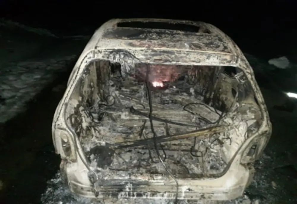 Autoturism distrus de flăcări, în Lupcina FOTO