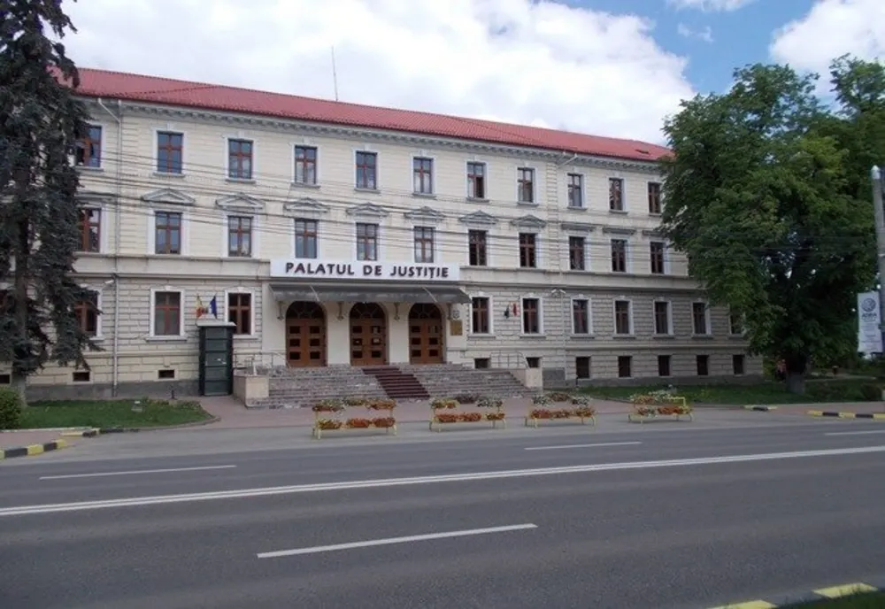 Trei angajați ai Tribunalului Suceava sunt infectați cu COVID 19