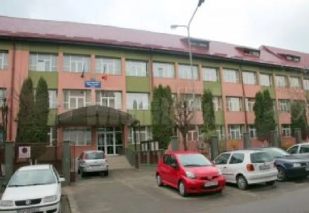 O elevă de clasa a VIII-a de la o școală gimnazială din municipiul Suceava a fost confirmată cu COVID 19 