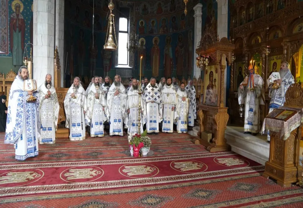 Au fost desemnați doi ierarhi candidati pentru slujirea  de Arhiepiscop al Sucevei și Rădăuților